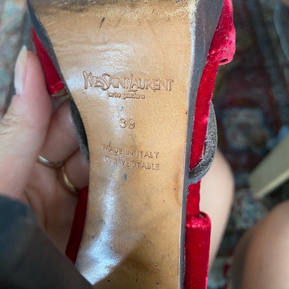Vintage 70’s YSL red velvet stilettos with leather lace up detail - Picture 4 of 8